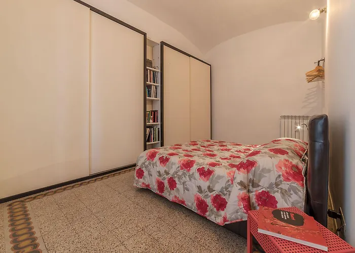 Guesthost - Scala Santa & Laterano Open Space *